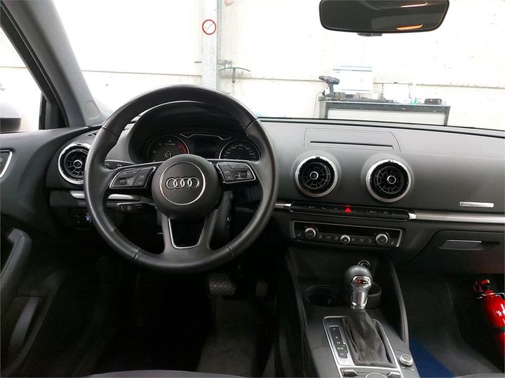 Photo 12 VIN: WAUZZZ8VXJ1077310 - AUDI A3 