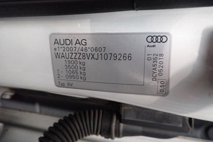 Photo 22 VIN: WAUZZZ8VXJ1079266 - AUDI A3 BERLINE 