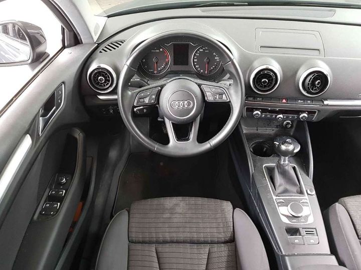 Photo 7 VIN: WAUZZZ8VXJA123606 - AUDI A3 SPORTBACK 