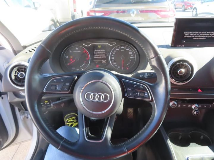 Photo 19 VIN: WAUZZZ8VXJA130863 - AUDI A3 