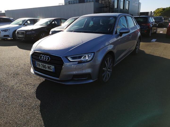 Photo 1 VIN: WAUZZZ8VXKA049010 - AUDI A3 