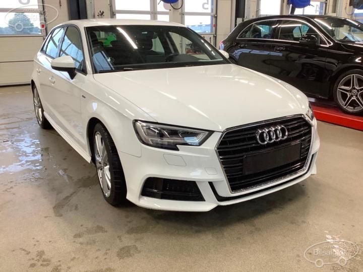 Photo 3 VIN: WAUZZZ8VXKA106838 - AUDI A3 SPORTBACK 