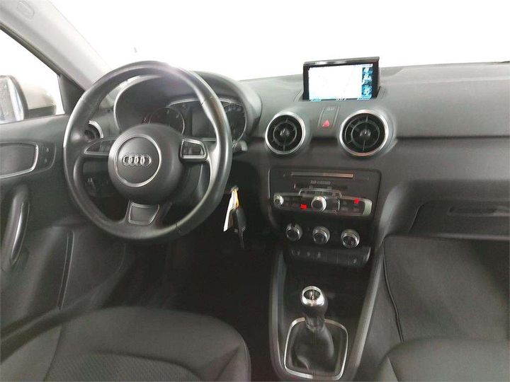 Photo 5 VIN: WAUZZZ8X0HB063986 - AUDI A1 SPORTBACK 