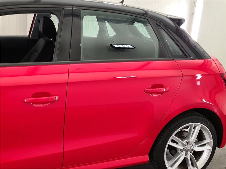 Photo 11 VIN: WAUZZZ8X0JB002949 - AUDI A1 