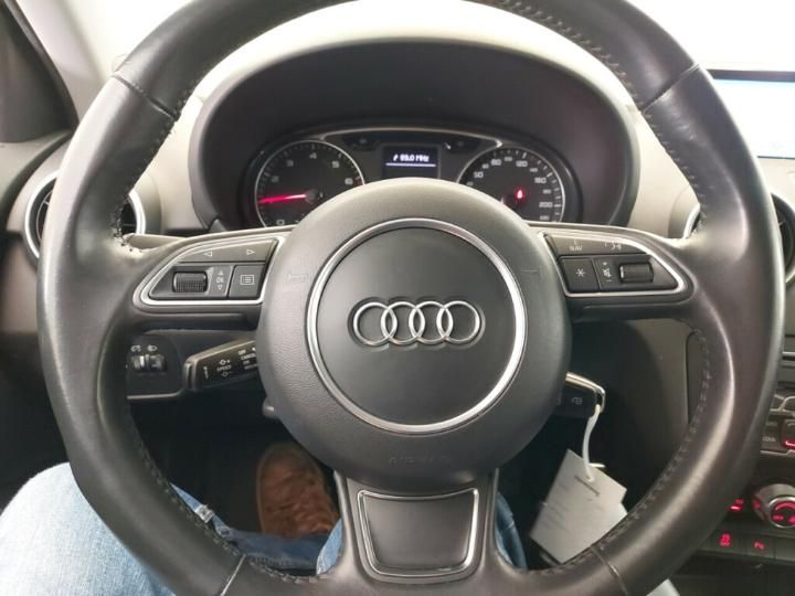 Photo 8 VIN: WAUZZZ8X0JB007472 - AUDI A1 