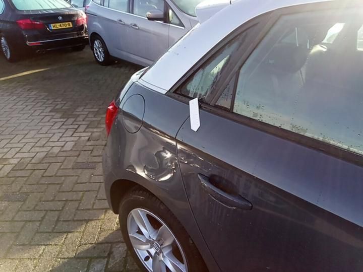 Photo 6 VIN: WAUZZZ8X0JB015815 - AUDI A1 