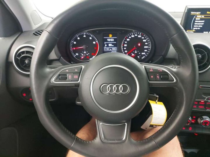 Photo 11 VIN: WAUZZZ8X0JB028337 - AUDI A1 