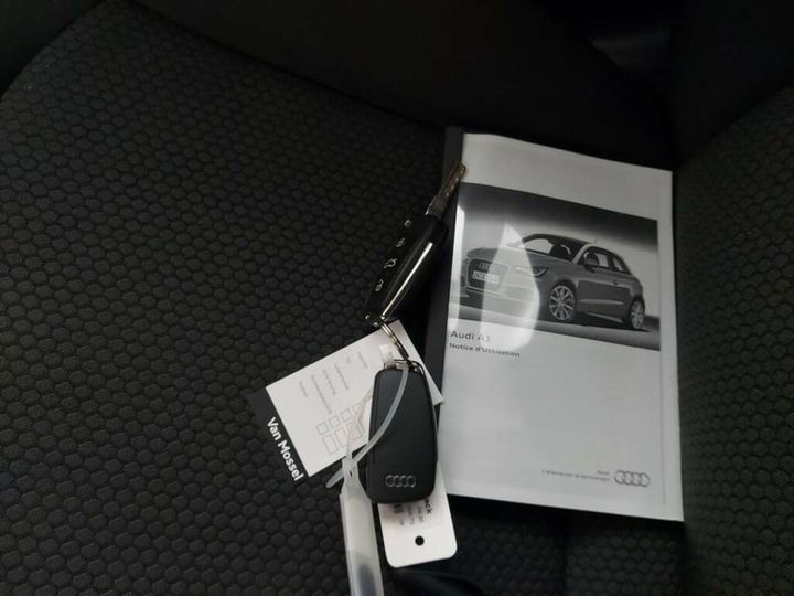 Photo 20 VIN: WAUZZZ8X0JB028337 - AUDI A1 