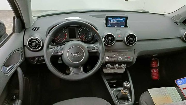 Photo 9 VIN: WAUZZZ8X0JB030167 - AUDI A1 SPORTBACK &#3911 