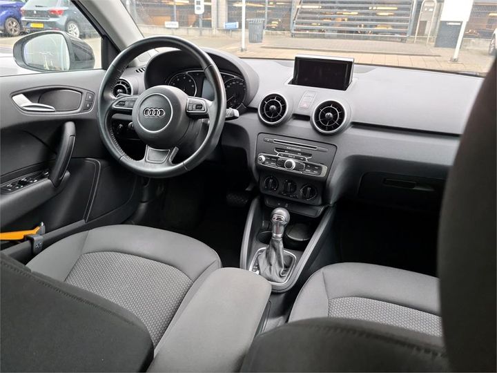 Photo 6 VIN: WAUZZZ8X0JB053349 - AUDI A1 SPORTBACK 