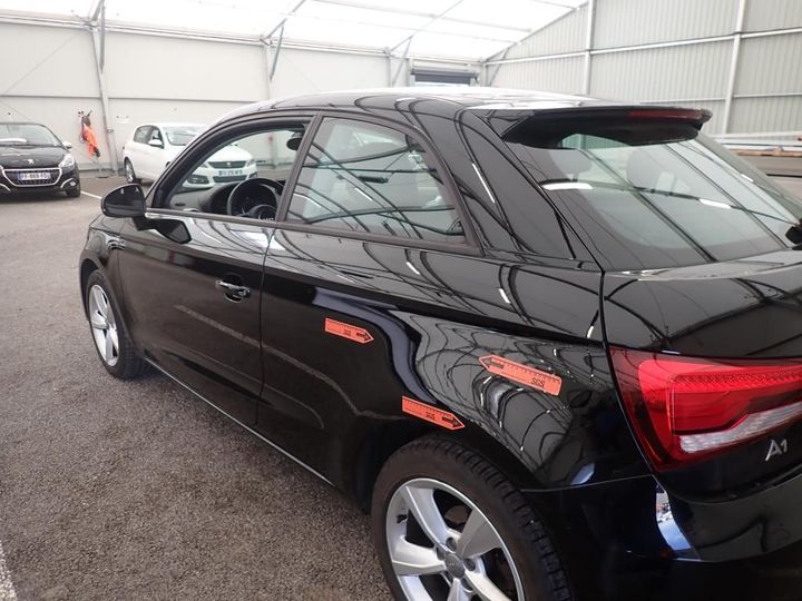 Photo 27 VIN: WAUZZZ8X0JB090496 - AUDI A1 