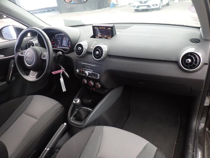 Photo 4 VIN: WAUZZZ8X0JB090496 - AUDI A1 