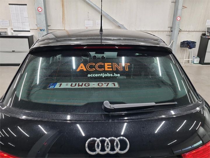 Photo 18 VIN: WAUZZZ8X0JB091258 - AUDI A1 