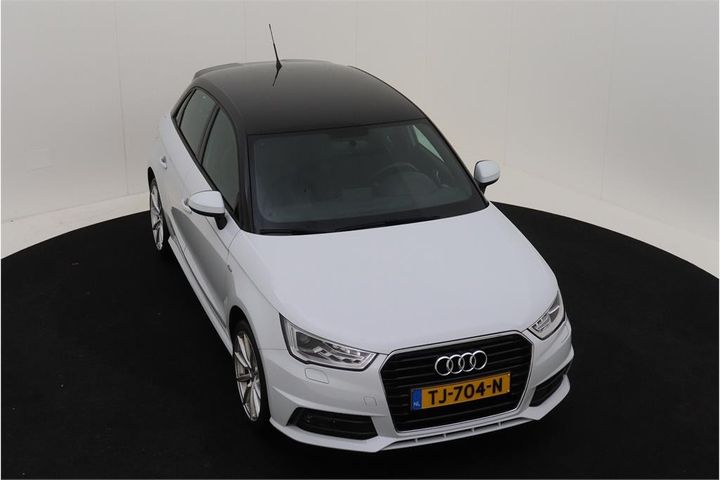 Photo 2 VIN: WAUZZZ8X0JB109001 - AUDI A1 SPORTBACK 