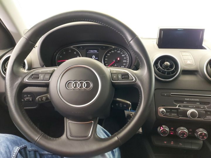 Photo 12 VIN: WAUZZZ8X1JB018643 - AUDI A1 