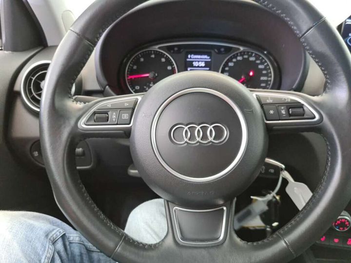 Photo 9 VIN: WAUZZZ8X1JB037287 - AUDI A1 