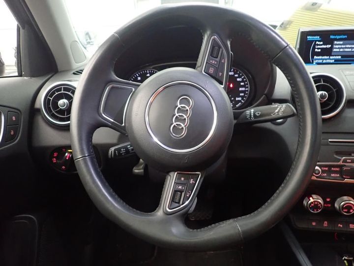 Photo 10 VIN: WAUZZZ8X1JB043817 - AUDI A1 SPORTBACK 