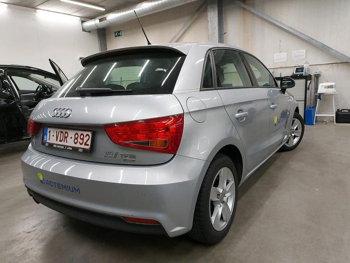 Photo 1 VIN: WAUZZZ8X1JB110917 - AUDI A1 