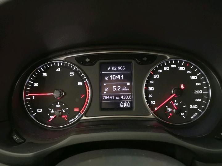 Photo 7 VIN: WAUZZZ8X2GB082974 - AUDI A1 