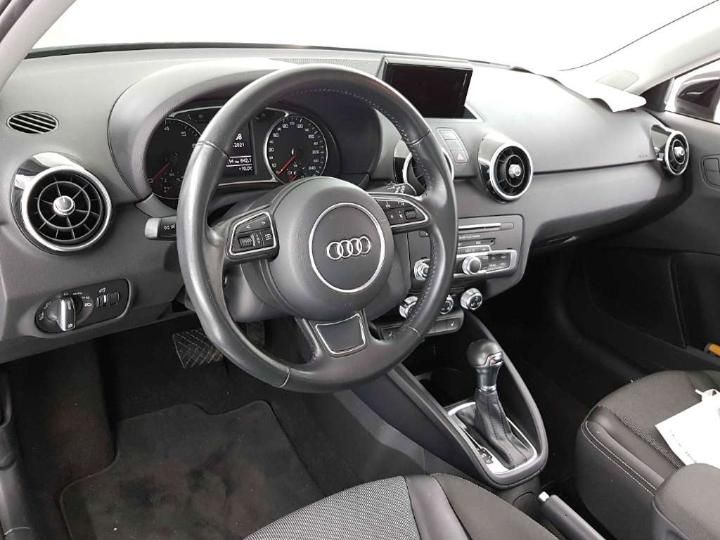 Photo 7 VIN: WAUZZZ8X2GB108022 - AUDI A1 