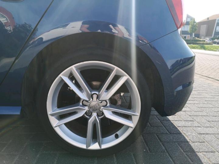 Photo 17 VIN: WAUZZZ8X2HB011727 - AUDI A1 SPORTBACK 