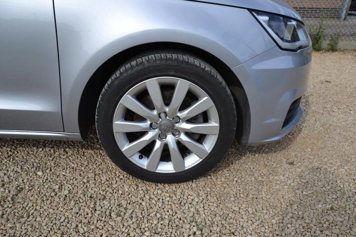 Photo 16 VIN: WAUZZZ8X2JB039131 - AUDI A1 HATCHBACK 