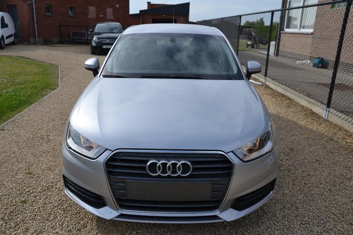 Photo 3 VIN: WAUZZZ8X2JB039131 - AUDI A1 HATCHBACK 