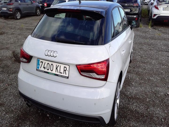 Photo 2 VIN: WAUZZZ8X2JB082528 - AUDI A1 SPORTBACK 