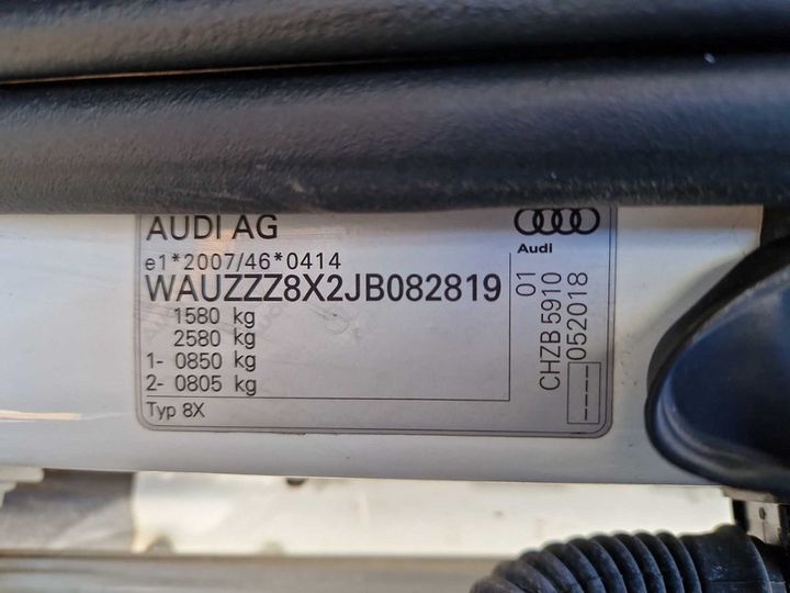 Photo 8 VIN: WAUZZZ8X2JB082819 - AUDI A1 