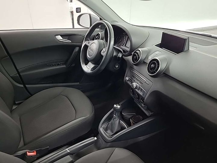 Photo 6 VIN: WAUZZZ8X2JB096106 - AUDI A1 SPORTBACK 