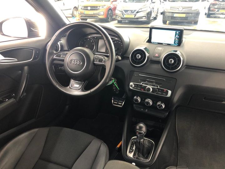 Photo 11 VIN: WAUZZZ8X2JB099443 - AUDI A1 