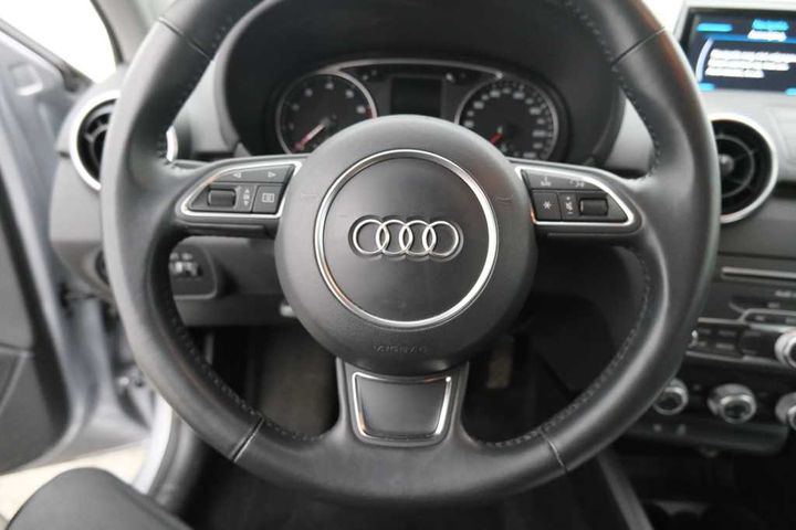 Photo 25 VIN: WAUZZZ8X2JB100199 - AUDI A1 SPORTBACK &#3911 