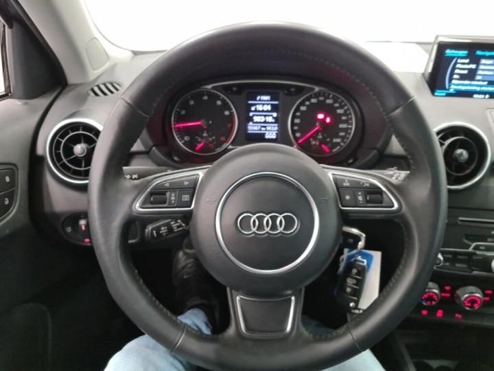 Photo 7 VIN: WAUZZZ8X2JB100297 - AUDI A1 