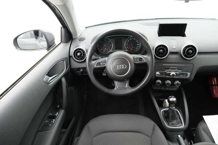 Photo 9 VIN: WAUZZZ8X3GB116128 - AUDI A1 SPORTBACK &#3911 