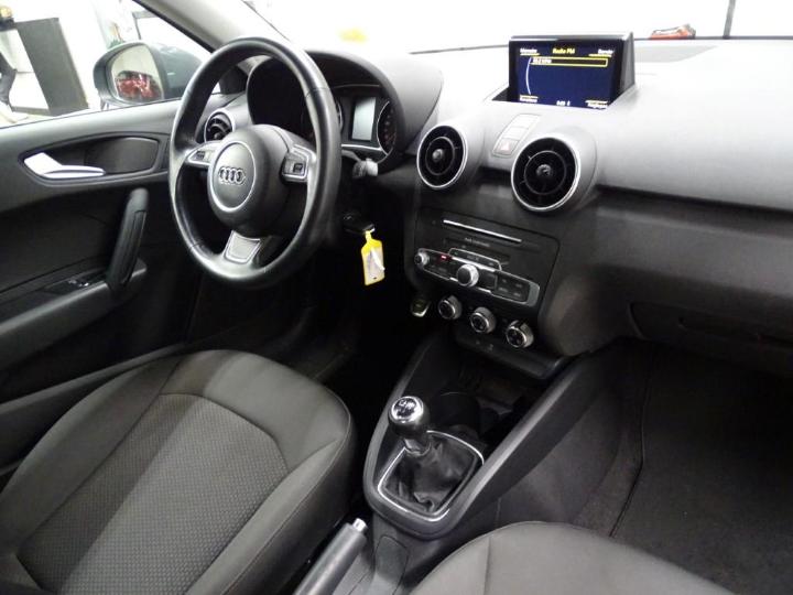 Photo 3 VIN: WAUZZZ8X3GB117649 - AUDI A1 