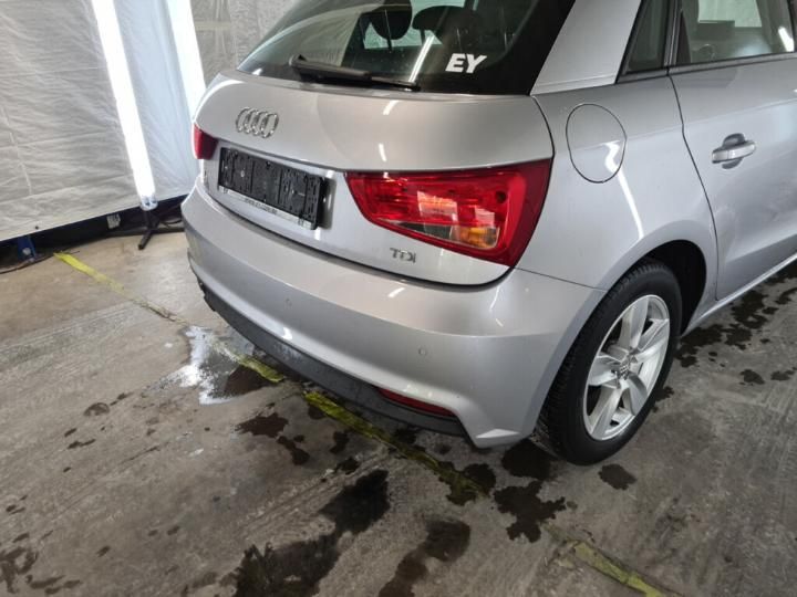 Photo 8 VIN: WAUZZZ8X3HB026771 - AUDI A1 