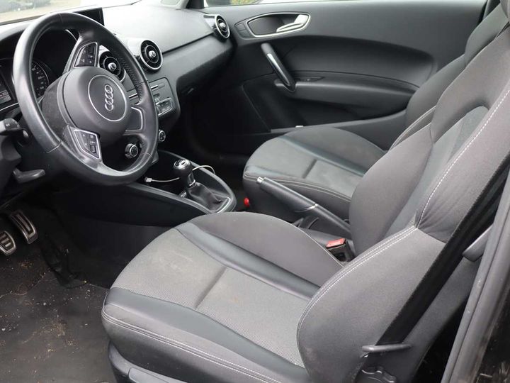 Photo 10 VIN: WAUZZZ8X3HB064324 - AUDI A1 