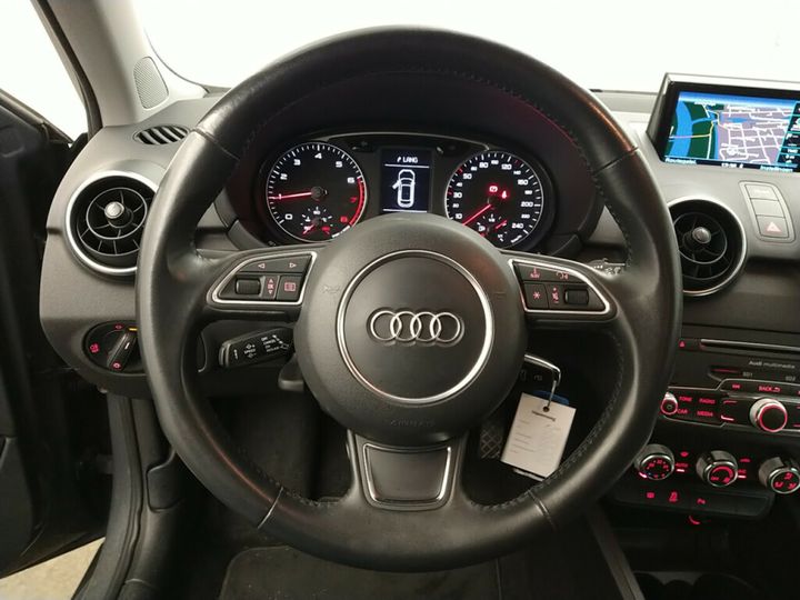 Photo 10 VIN: WAUZZZ8X3JB019244 - AUDI A1 