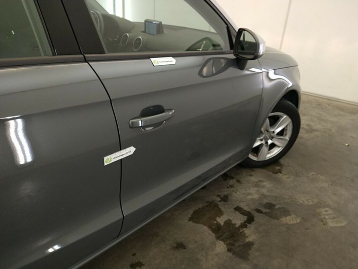 Photo 5 VIN: WAUZZZ8X3JB019244 - AUDI A1 