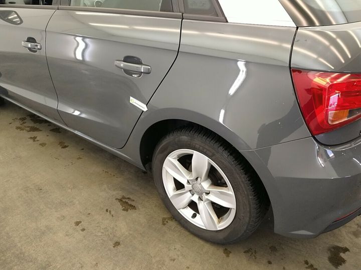 Photo 7 VIN: WAUZZZ8X3JB019244 - AUDI A1 