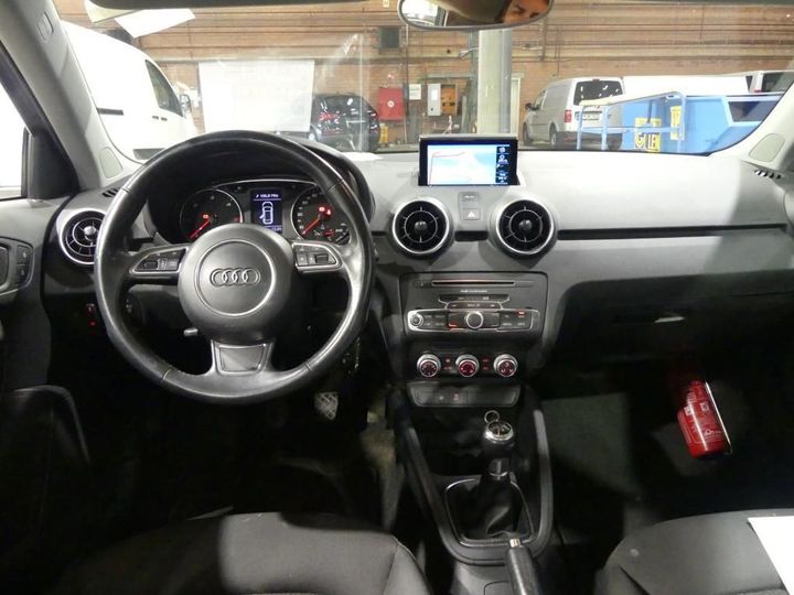 Photo 8 VIN: WAUZZZ8X3JB046282 - AUDI A1 SPORTBACK 