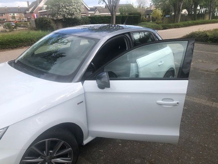 Photo 1 VIN: WAUZZZ8X4GB057607 - AUDI A1 SPORTBACK 