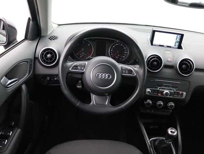 Photo 9 VIN: WAUZZZ8X4GB104991 - AUDI A1 SPORTBACK &#3911 