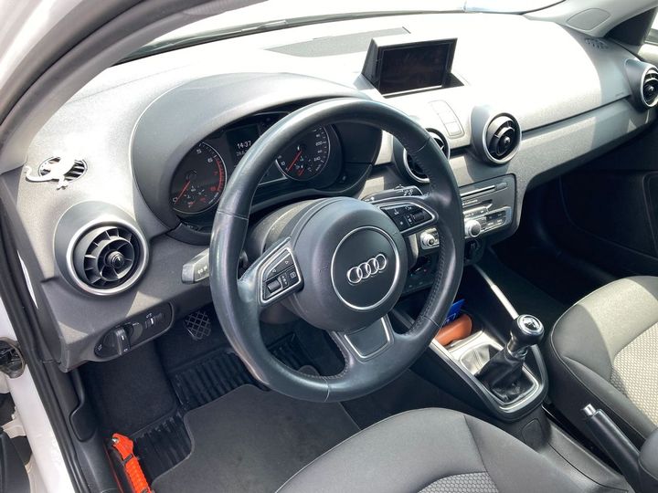 Photo 8 VIN: WAUZZZ8X4HB008781 - AUDI A1 SPORTBACK 