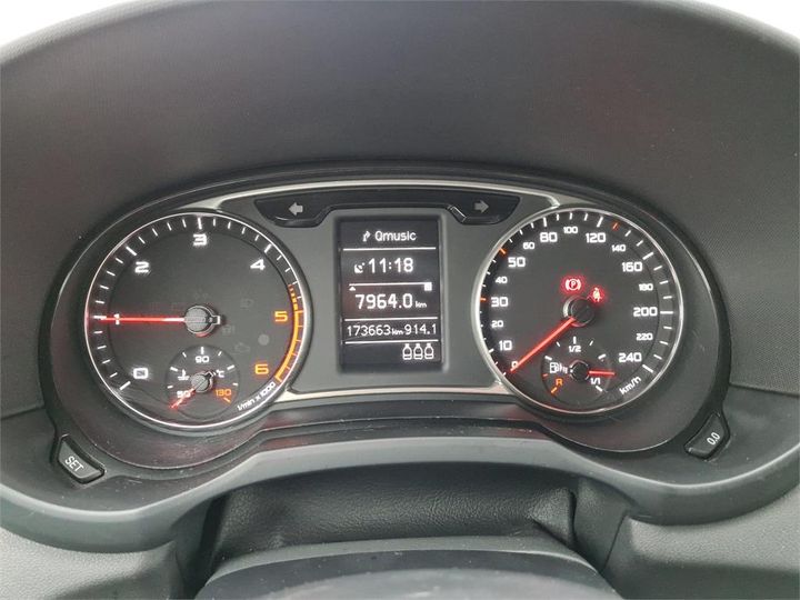 Photo 5 VIN: WAUZZZ8X4JB078898 - AUDI A1 SPORTBACK 