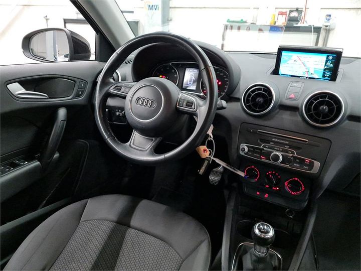 Photo 12 VIN: WAUZZZ8X4JB092977 - AUDI A1 SPORTBACK 