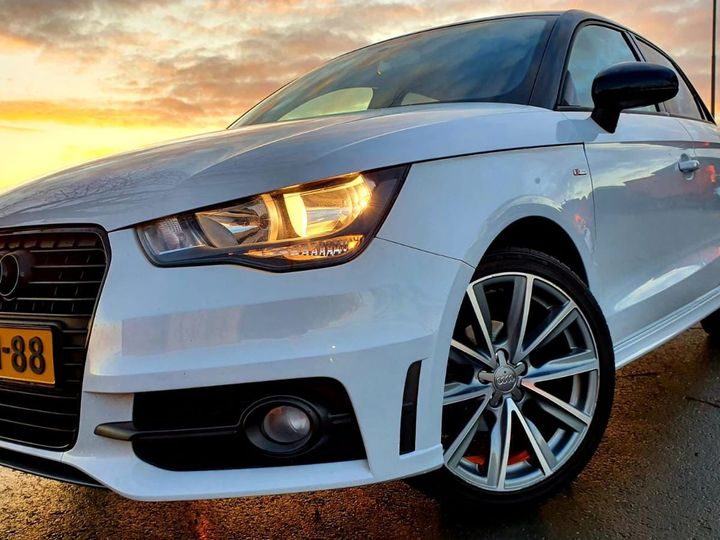 Photo 10 VIN: WAUZZZ8X5EB052848 - AUDI A1 SPORTBACK 