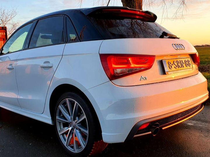 Photo 2 VIN: WAUZZZ8X5EB052848 - AUDI A1 SPORTBACK 