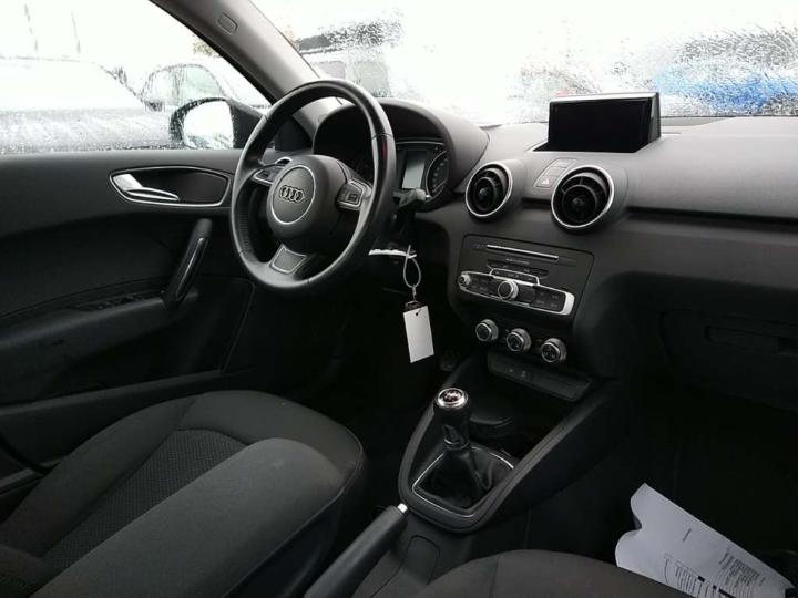 Photo 3 VIN: WAUZZZ8X5GB033509 - AUDI A1 