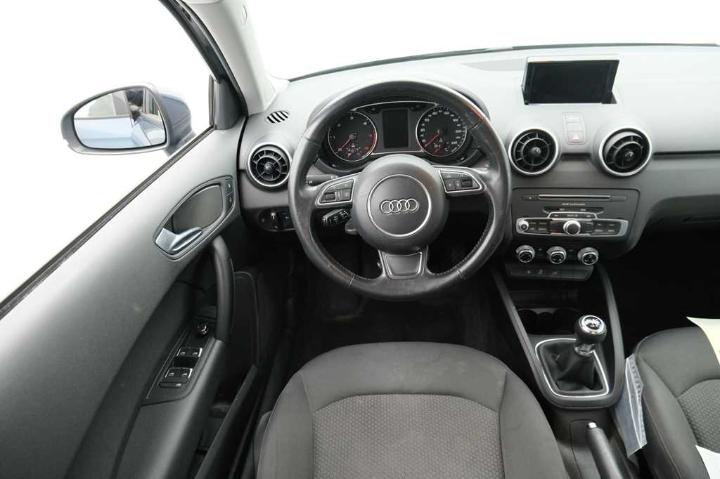 Photo 9 VIN: WAUZZZ8X5HB037061 - AUDI A1 SPORTBACK &#3911 